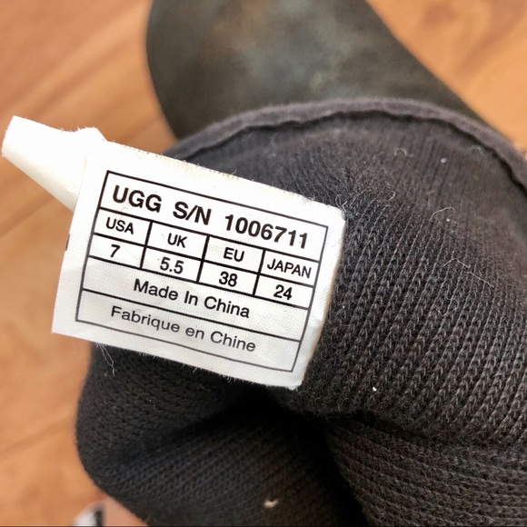 UGG Shimmering Suede & Knit Camaya Boots - Picture 7 of 7